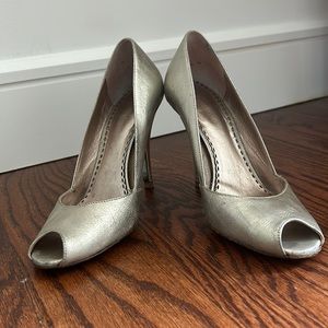 Bebe Pumps